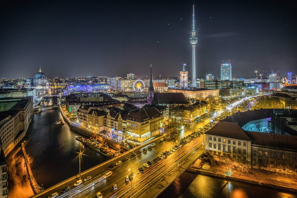 Berlin Panorama Nacht 2 Urban Strategies