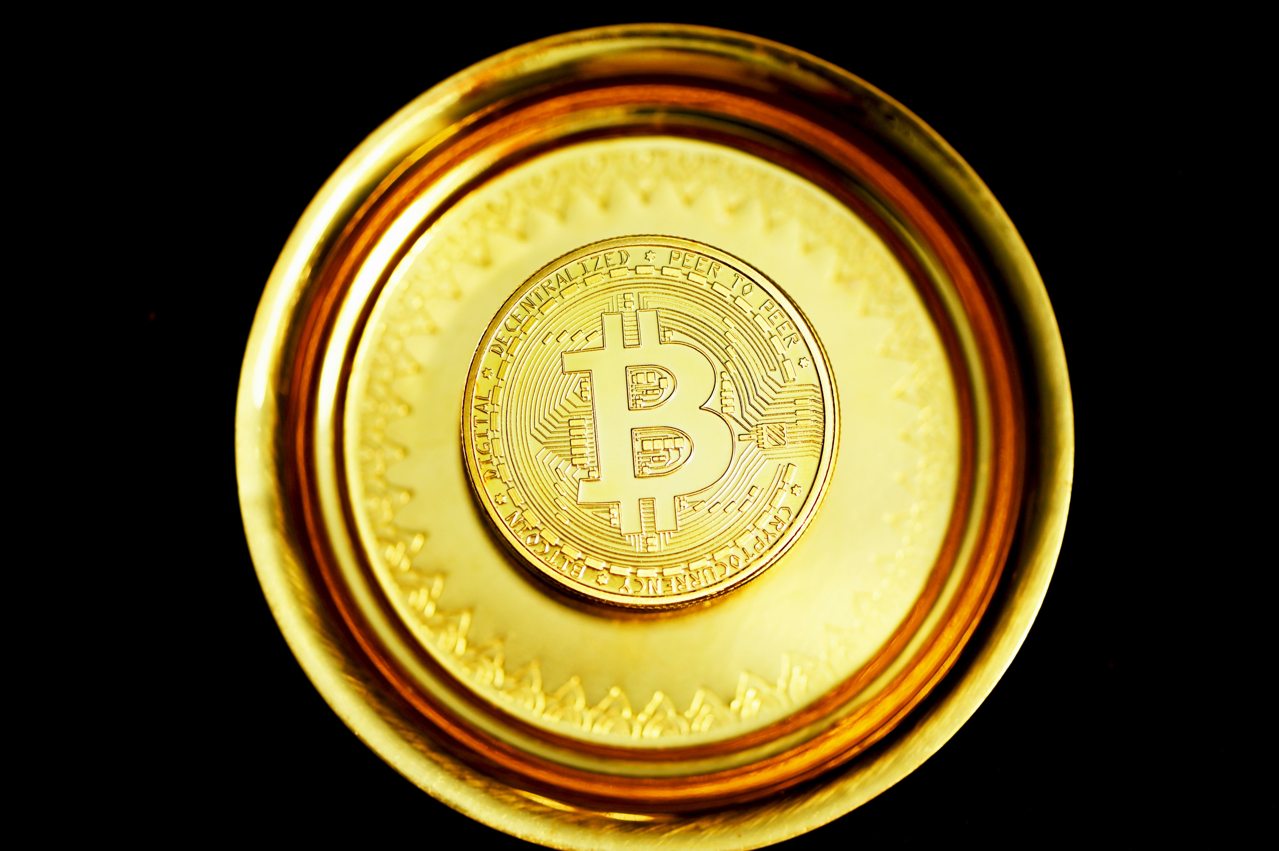 Bitcoin unter 90.000 US‑$: Krypto-Markt unter Druck - Forbes