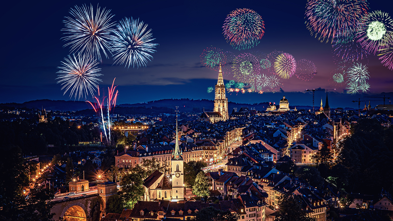 スイスの新年の祝い方：伝統と現代のお守り