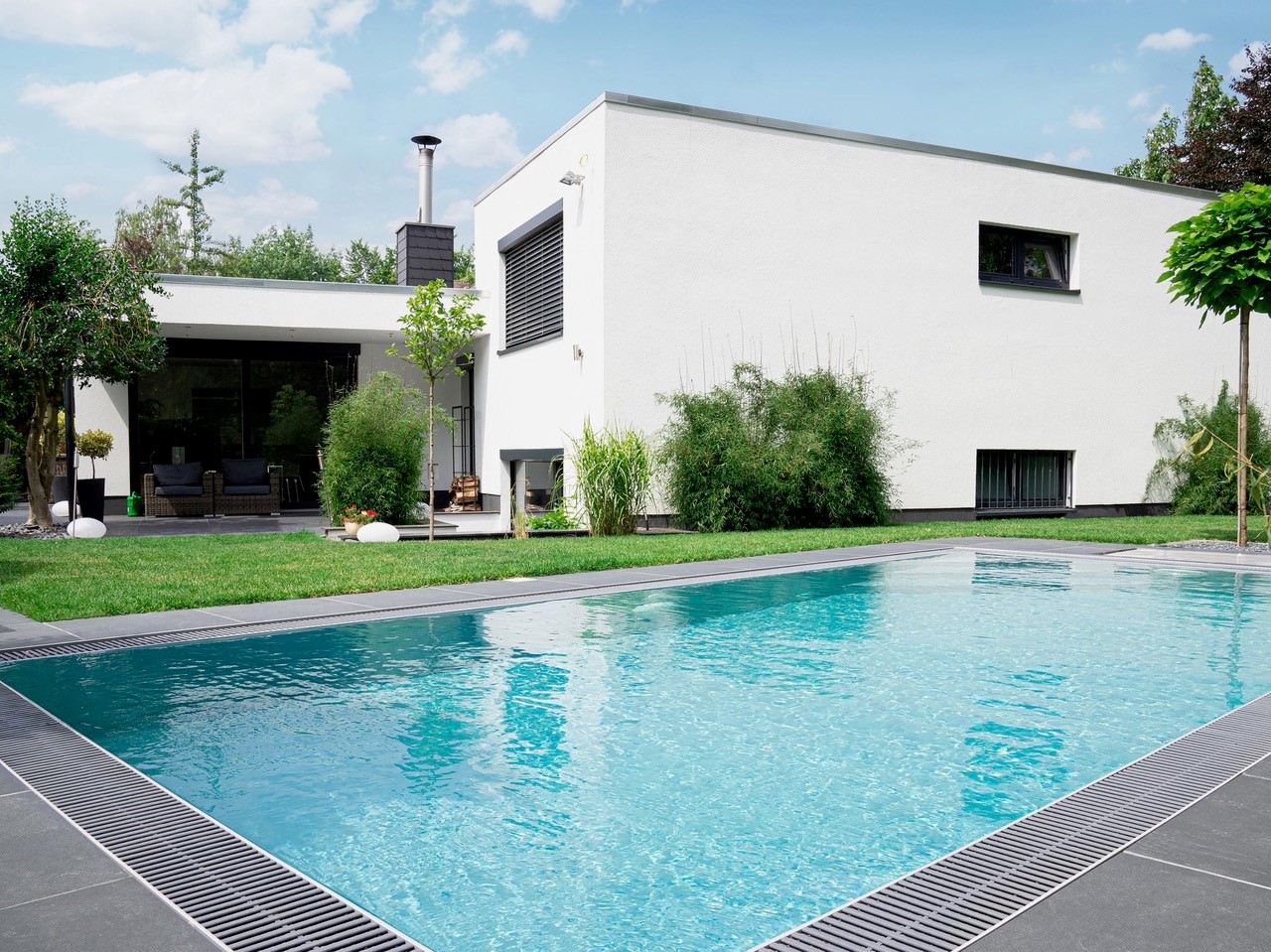 POOL-SYSTEMS: Wie der Marktführer aus Deutschland den Luxuspool neu ...