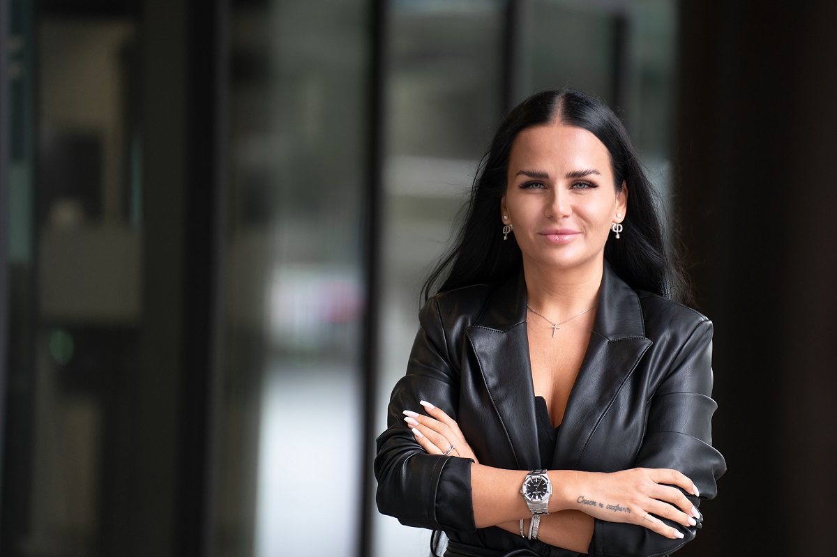 Marija Bratucha aus „Goodbye Deutschland“: Social Mining & passives  Einkommen mit Bitcoin - Forbes